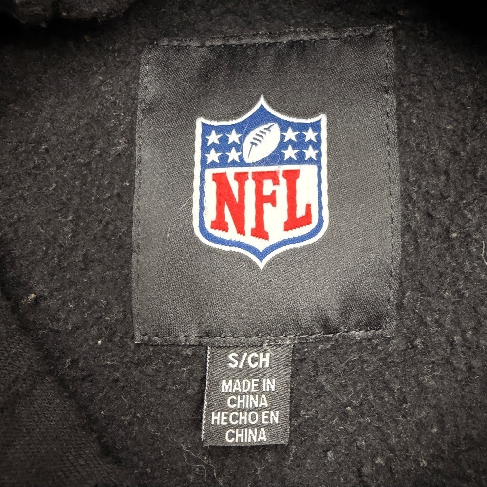 NFL Pittsburgh Steelers Black and Yellow Hoodie - Picture 6 of 9